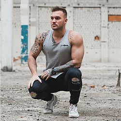 Tílko Ripped Tank Top Grey - GymBeam
